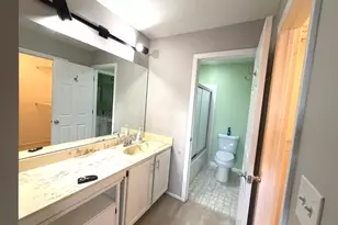 15 Indian Trail Dr, Westmont, IL 60559 - Photo 35