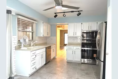15 Indian Trail Drive #15, Westmont, IL 60559 - Photo 13
