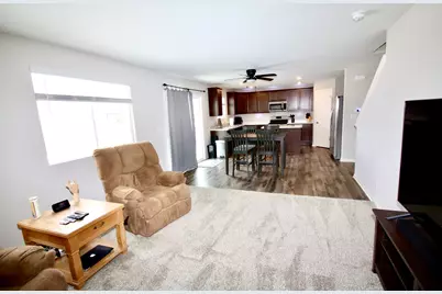 1600 Bayberry Lane, Pingree Grove, IL 60140 - Photo 5