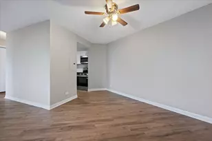 1 Renaissance Pl, Palatine, IL 60067 - Photo 5