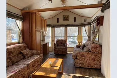 21-79 Woodhaven Lake, Sublette, IL 61367 - Photo 3