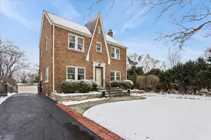 435 N Garfield Ave, Hinsdale, IL 60521 - Photo 1