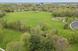 904 Iroquois Ave, Naperville, IL 60563 - Photo 19