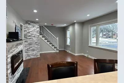 905 Tomahawk Trail, Round Lake Heights, IL 60073 - Photo 3