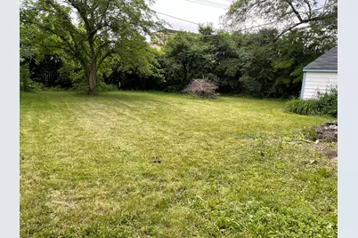 905 Tomahawk Trail, Round Lake Heights, IL 60073 - Photo 15