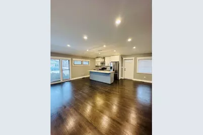 3830 W Touhy Avenue, Lincolnwood, IL 60712 - Photo 7