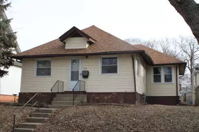 2709 Iowa Street, Davenport, IA 52803 - Photo 1