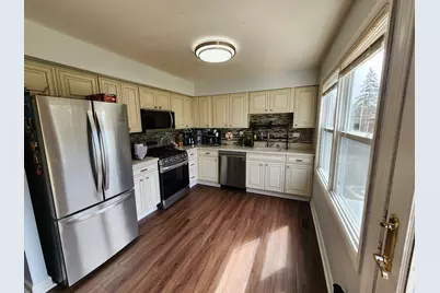 2011 Farnham Court, Schaumburg, IL 60194 - Photo 19