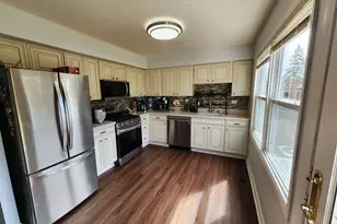 2011 Farnham Ct, Schaumburg, IL 60194 - Photo 19