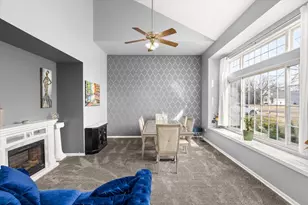 1101 Lindsay St, Joliet, IL 60431 - Photo 5