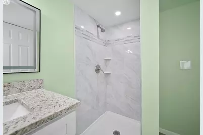 13228 S Rhodes Avenue, Chicago, IL 60827 - Photo 11