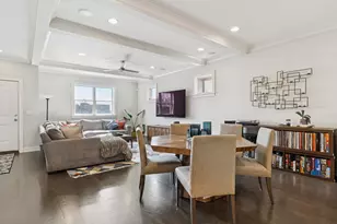 2341 W Roscoe St, Chicago, IL 60618 - Photo 15