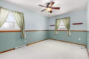 1225 Douglas Ln, Crete, IL 60417 - Photo 17