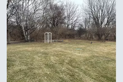 422 Pembroke Road, Poplar Grove, IL 61065 - Photo 19