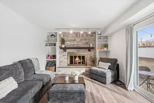 805 Sutton Dr, Northbrook, IL 60062 - Photo 17