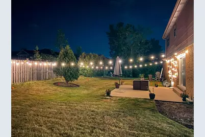 805 Sutton Drive, Northbrook, IL 60062 - Photo 33