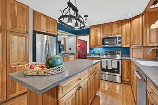 624 Virginia Ct, Naperville, IL 60540 - Photo 11