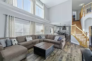 316 Ash Grove Ln, Oswego, IL 60543 - Photo 9