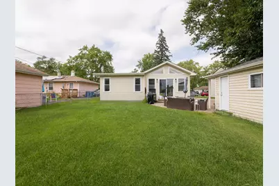 1649 Park Avenue, Hanover Park, IL 60133 - Photo 31