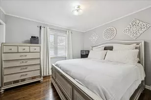 5239 N Virginia Ave, Chicago, IL 60625 - Photo 17