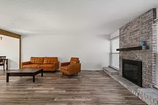 20 Colony W Dr, Champaign, IL 61820 - Photo 3