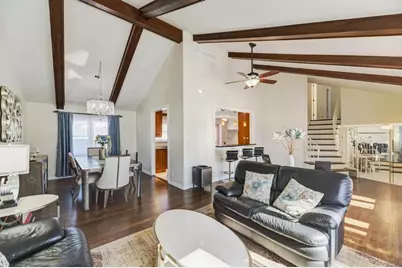 1030 W Kendall Terrace, Addison, IL 60101 - Photo 9