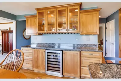 6201 Sleepy Hollow Lane, Lisle, IL 60532 - Photo 5