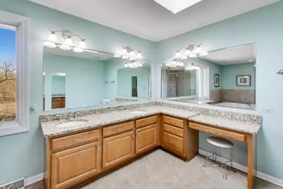 6201 Sleepy Hollow Lane, Lisle, IL 60532 - Photo 19