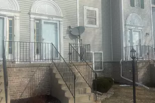 5229 Stoneridge Ct, Matteson, IL 60443 - Photo 1