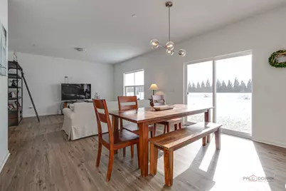 2490 Olivia Court, Wauconda, IL 60084 - Photo 7