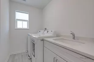 2490 Olivia Ct, Wauconda, IL 60084 - Photo 19