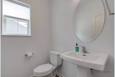 2490 Olivia Court, Wauconda, IL 60084 - Photo 11