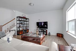 2490 Olivia Ct, Wauconda, IL 60084 - Photo 9