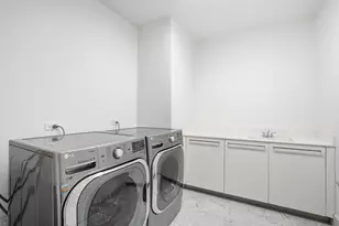 363 E Wacker Dr, Chicago, IL 60601 - Photo 23