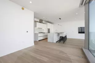 363 E Wacker Dr, Chicago, IL 60601 - Photo 11