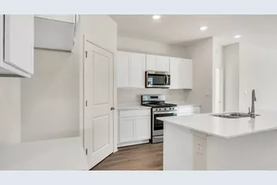 6286 Redwood Trail, Wonder Lake, IL 60097 - Photo 11