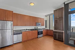 235 W Van Buren St, Chicago, IL 60607 - Photo 3