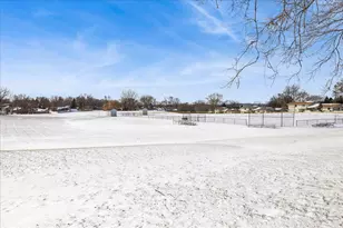 4809 W Oakwood Dr, McHenry, IL 60050 - Photo 21