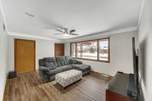 463 Orchard Ln, Beecher, IL 60401 - Photo 3