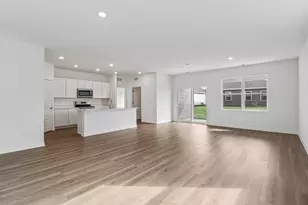 6288 Redwood Trl, Wonder Lake, IL 60097 - Photo 9