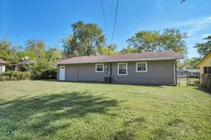 21946 Merrill Ave, Sauk Village, IL 60411 - Photo 25