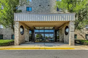 6340 Americana Dr, Willowbrook, IL 60527 - Photo 1