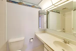 6340 Americana Dr, Willowbrook, IL 60527 - Photo 13