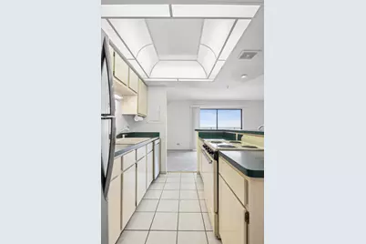 6340 Americana Drive #904, Willowbrook, IL 60527 - Photo 25