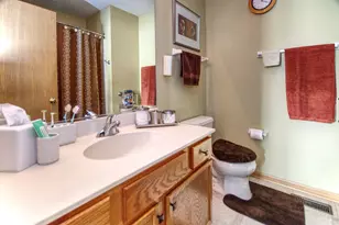 21449 Carlton St, Crest Hill, IL 60403 - Photo 13