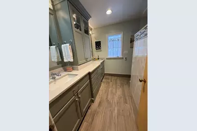 501 Glenwood Trail, Elgin, IL 60120 - Photo 9