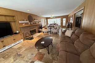 501 Glenwood Trail, Elgin, IL 60120 - Photo 5