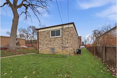 [Address not provided], Calumet Park, IL 60827 - Photo 25