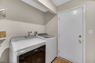 [Address not provided], Buffalo Grove, IL 60089 - Photo 19