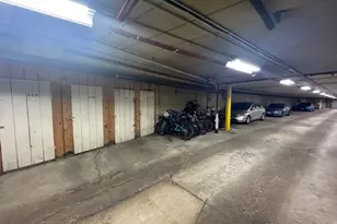 1198 Royal Glen Dr, Glen Ellyn, IL 60137 - Photo 23